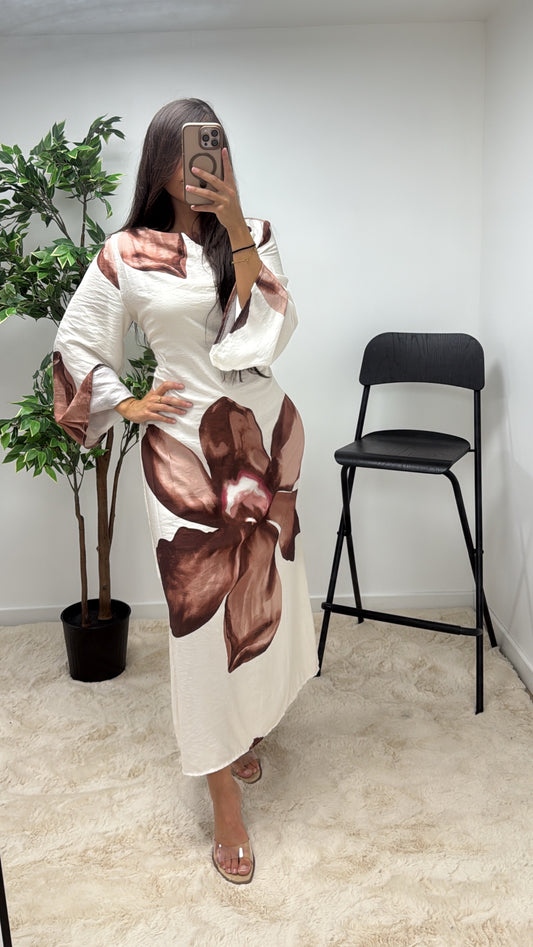 Robe fleurie marron